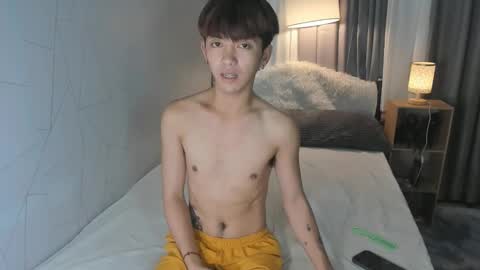 Snapshot of louieismy_name chatting on December 2024 01:18:01 AM ignot ursh online show from December 2024 01:18:01 AM