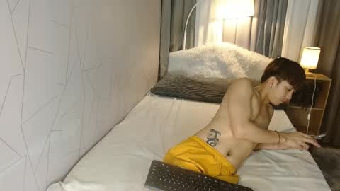 Snapshot of louieismy_name chatting on December 2024 04:23:01 AM ignot ursh online show from December 2024 04:23:01 AM