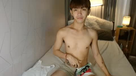 Snapshot of louieismy_name chatting on December 2024 12:54:02 AM ignot ursh online show from December 2024 12:54:02 AM