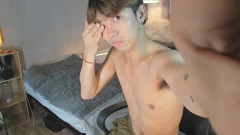 Snapshot of louieismy_name chatting on December 2024 02:25:02 AM ignot ursh online show from December 2024 02:25:02 AM