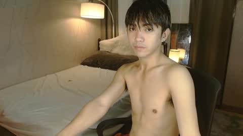 Snapshot of louieismy_name chatting on December 2024 01:37:02 AM ignot ursh online show from December 2024 01:37:02 AM