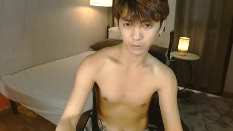 Snapshot of louieismy_name chatting on January 2025 04:09:02 AM ignot ursh online show from January 2025 04:09:02 AM