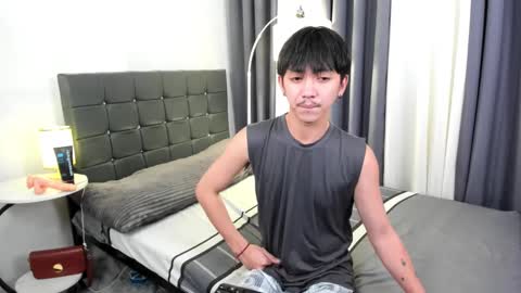 Snapshot of louieismy_name chatting on March 2025 12:31:02 PM ignot ursh online show from March 2025 12:31:02 PM