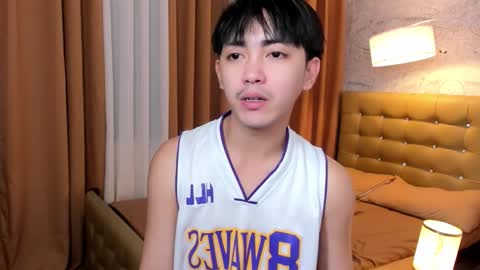 Snapshot of louieismy_name chatting on October 2025 03:28:02 AM ignot ursh online show from October 2025 03:28:02 AM