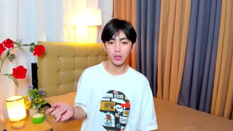 Snapshot of louieismy_name chatting on November 2025 01:04:02 AM ignot ursh online show from November 2025 01:04:02 AM