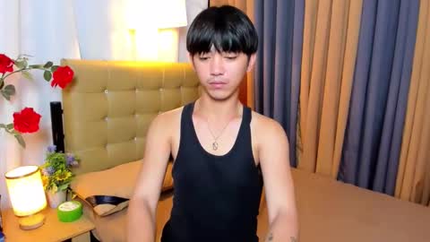 Snapshot of louieismy_name chatting on November 2025 02:22:01 AM ignot ursh online show from November 2025 02:22:01 AM