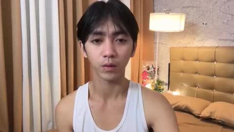 Snapshot of louieismy_name chatting on March 2026 03:43:01 AM ignot ursh online show from March 2026 03:43:01 AM