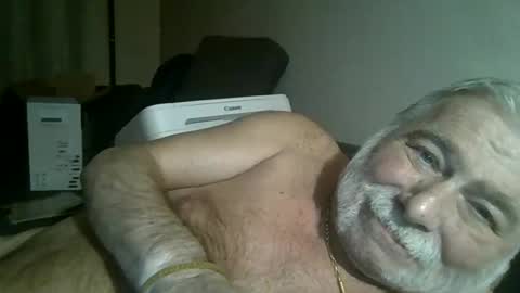 louis_chokdee online show from December 2024 07:29:01 PM