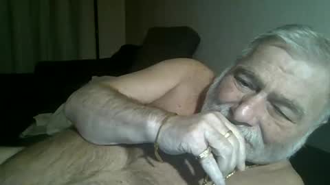 louis_chokdee online show from December 2024 06:38:01 PM