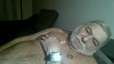 louis_chokdee online show from December 2024 06:49:01 PM