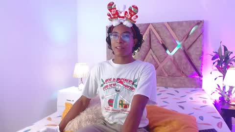 Snapshot of louis_hardstar chatting on December 2024 09:04:01 PM Louis Valdz online show from December 2024 09:04:01 PM