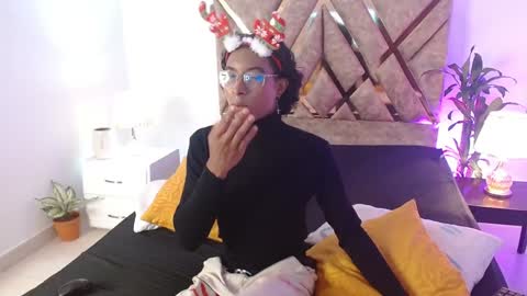 Snapshot of louis_hardstar chatting on December 2024 07:34:02 PM Louis Valdz online show from December 2024 07:34:02 PM