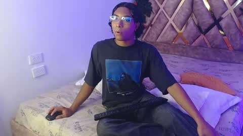 Snapshot of louis_hardstar chatting on January 2025 02:02:02 PM Louis Valdz online show from January 2025 02:02:02 PM