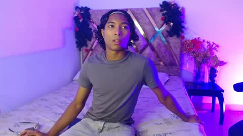 Snapshot of louis_hardstar chatting on January 2025 08:05:02 PM Louis Valdz online show from January 2025 08:05:02 PM