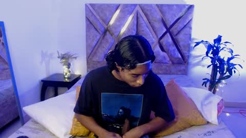 Snapshot of louis_hardstar chatting on January 2025 06:02:01 PM Louis Valdz online show from January 2025 06:02:01 PM