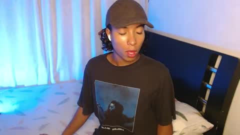 Snapshot of louis_hardstar chatting on February 2025 05:03:02 AM Louis Valdz online show from February 2025 05:03:02 AM