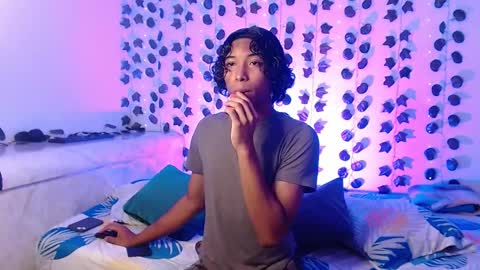 Snapshot of louis_hardstar chatting on February 2025 10:21:02 PM Louis Valdz online show from February 2025 10:21:02 PM