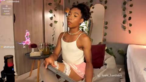 Snapshot of louis_hardstar chatting on September 2025 02:22:02 AM Louis Valdz online show from September 2025 02:22:02 AM