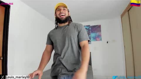 louis_marley_ online show from December 2025 05:53:01 PM