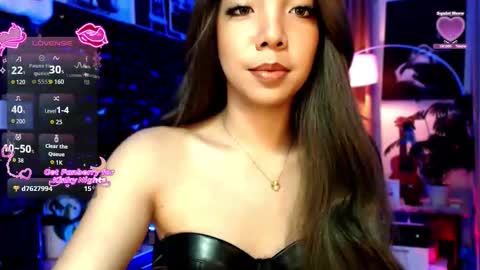 Louisa online show from April 2026 02:56:01 AM