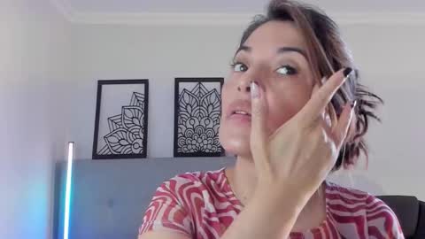 Lourrein Stoun   Independiente online show from September 2025 06:33:02 PM