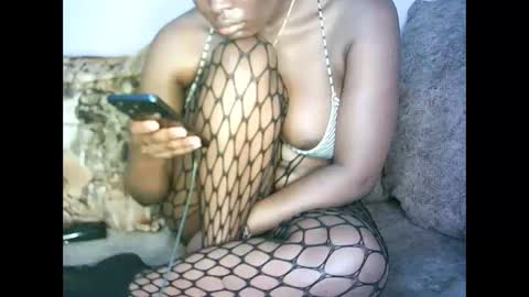 Cynthia. A online show from September 2025 10:15:01 AM