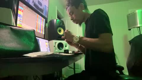 Prynce online show from February 2025 06:14:01 AM