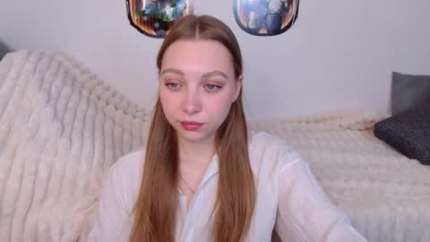 love bella  online show from April 2026 12:05:01 AM