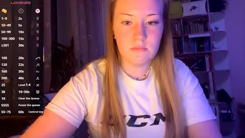 Megan online show from September 2025 07:14:01 PM