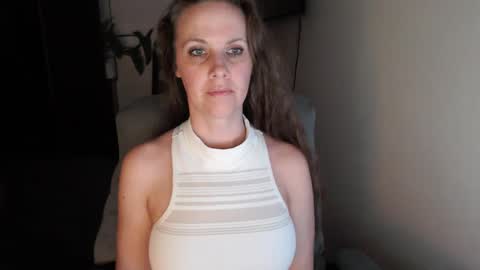 LoVe On  online show from December 2024 07:54:02 AM