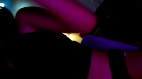 Seren online show from December 2025 05:17:02 AM