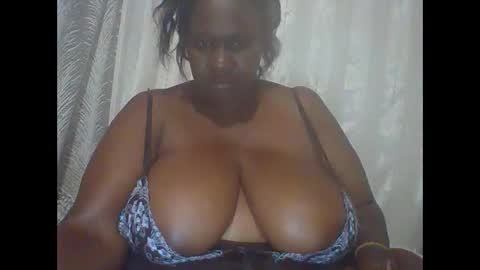 Lynn online show from February 2025 03:59:01 PM