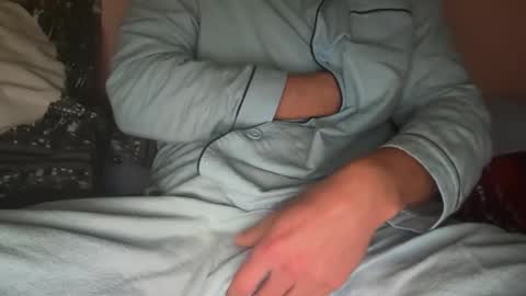 Snapshot of lovecoquin chatting on November 2025 11:32:02 PM lovecoquin online show from November 2025 11:32:02 PM