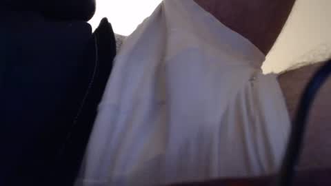 Snapshot of lovecoquin chatting on December 2025 11:10:01 PM lovecoquin online show from December 2025 11:10:01 PM