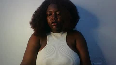 mila online show from October 2025 06:50:02 PM