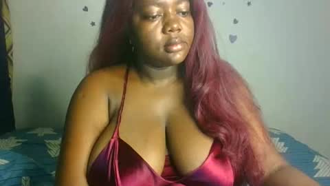 Snapshot of lovecumsluttie chatting on June 2026 05:16:01 AM mila online show from June 2026 05:16:01 AM