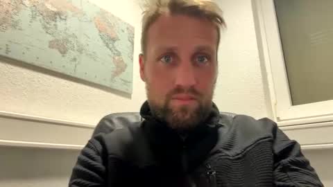 Snapshot of lovefuesse chatting on January 2026 12:32:02 PM lovefuesse online show from January 2026 12:32:02 PM