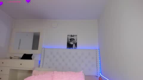 Val online show from October 2025 01:29:01 AM