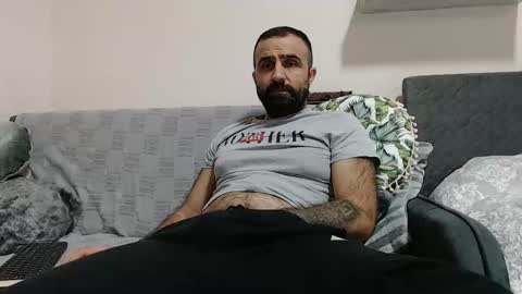 loveivat80 online show from December 2024 06:15:01 PM