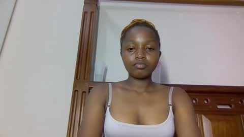 lovelbrownie online show from January 2026 06:22:02 PM