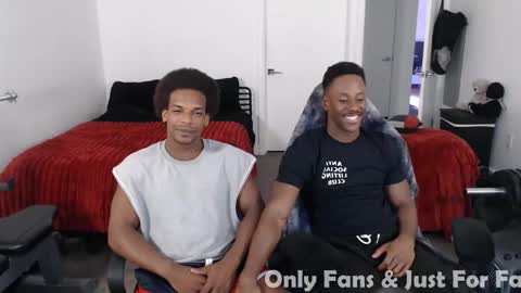 loveleexd21 online show from April 2026 06:34:02 PM