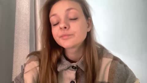 Ella online show from October 2025 06:56:02 AM