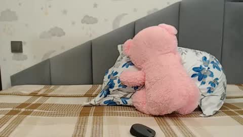 lovellykitty online show from December 2025 07:38:02 AM