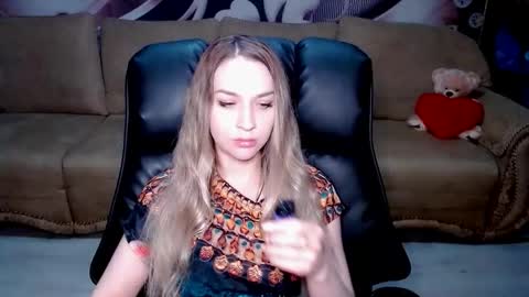 Snapshot of lovellymalina chatting on February 2026 11:59:01 AM private open online show from February 2026 11:59:01 AM