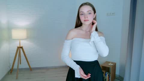 lovely__rachel online show from April 2026 06:16:02 AM