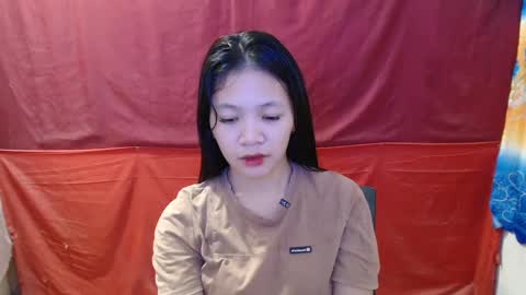 Snapshot of lovely_angel19 chatting on January 2025 04:30:02 AM Angel online show from January 2025 04:30:02 AM