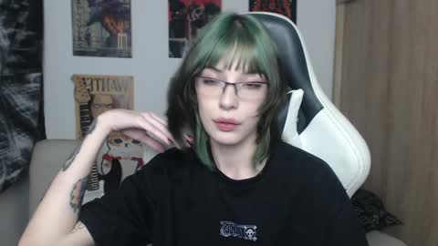 Cassie online show from January 2025 02:41:01 AM