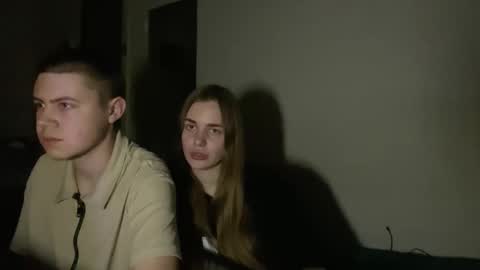 lovely_couple00 online show from February 2026 07:43:01 PM