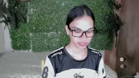 Snapshot of lovely_kimmyxx chatting on June 2026 01:32:01 AM kimmy online show from June 2026 01:32:01 AM