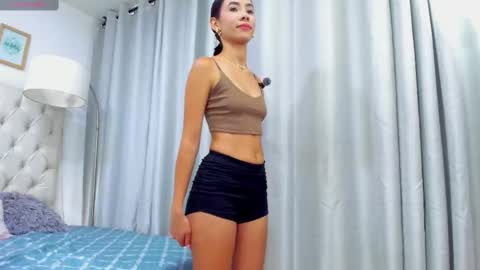 Liz online show from November 2025 12:16:02 PM